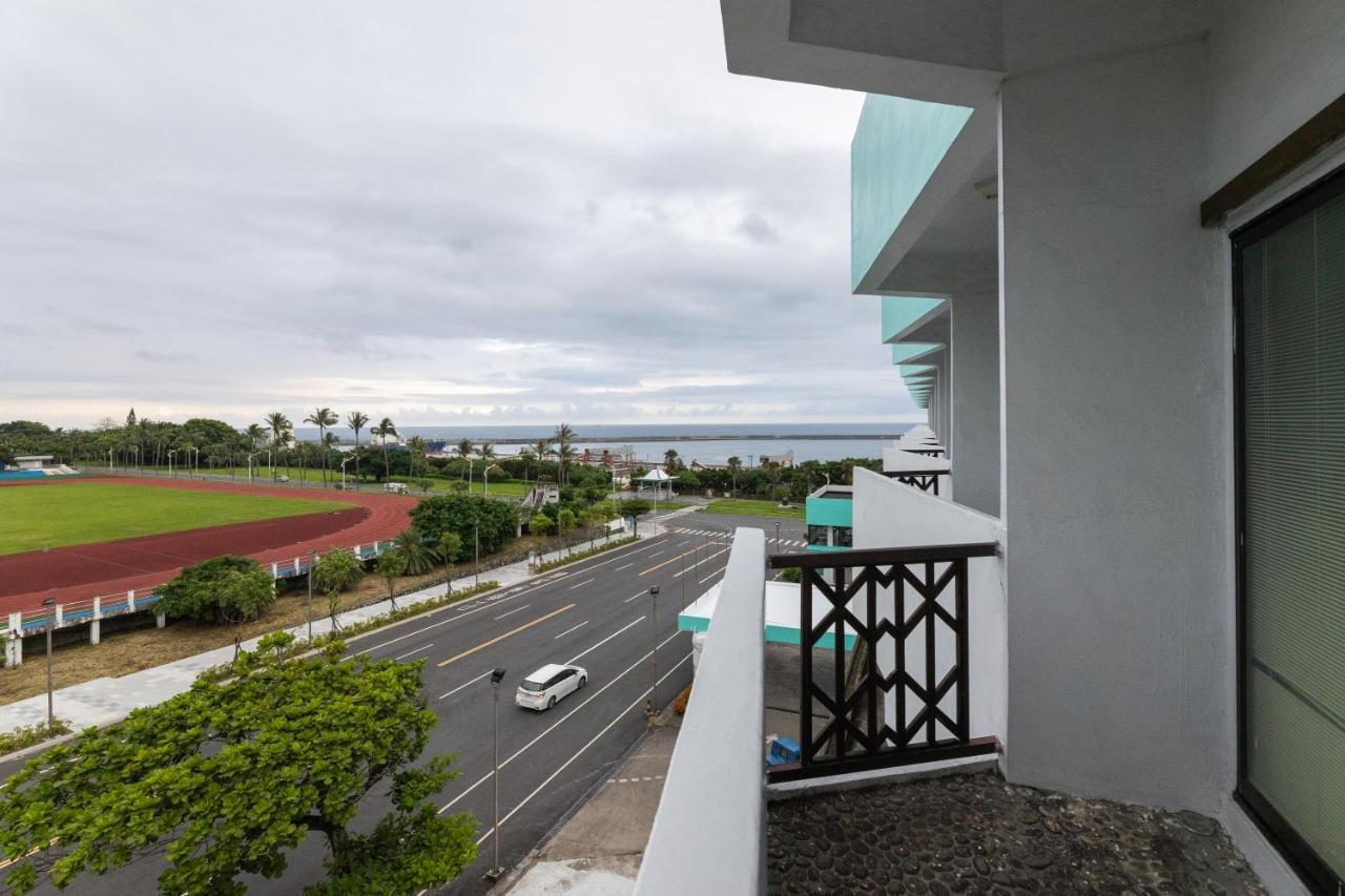 Dongxu Resort Hotel Hualien stad Exteriör bild